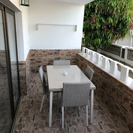 Luxury 2 Bedroom 2 Min From Apartamento *