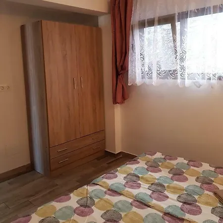Luxury 2 Bedroom 2 Min From Apartamento *