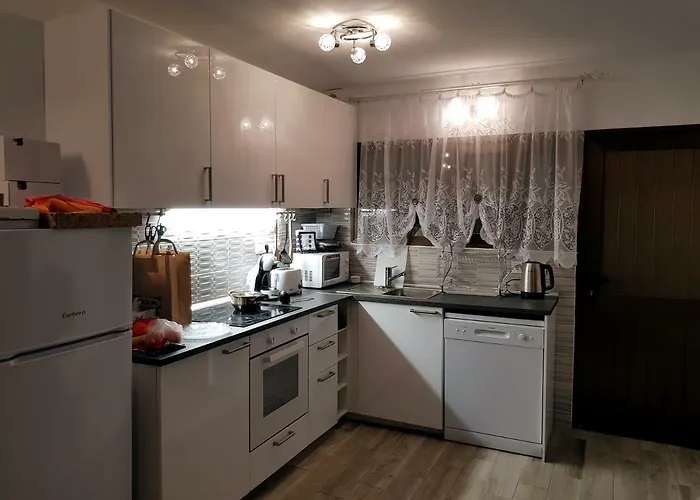 Luxury 2 Bedroom 2 Min From Appartement