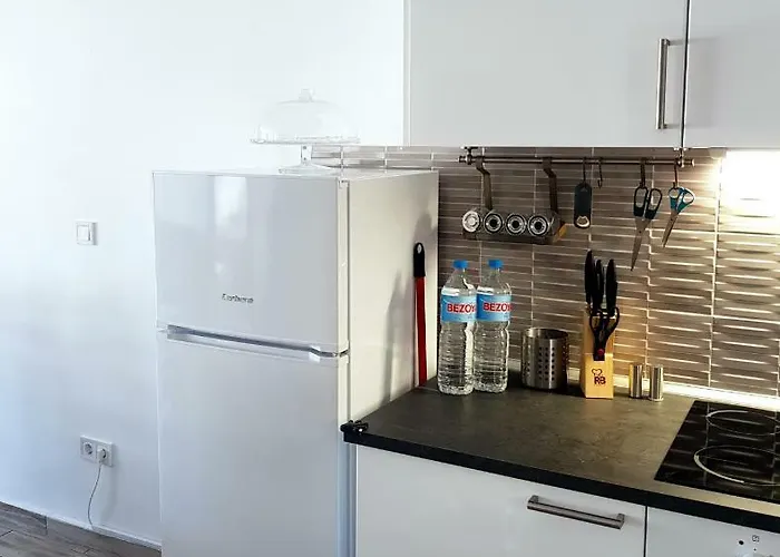 Luxury 2 Bedroom 2 Min From