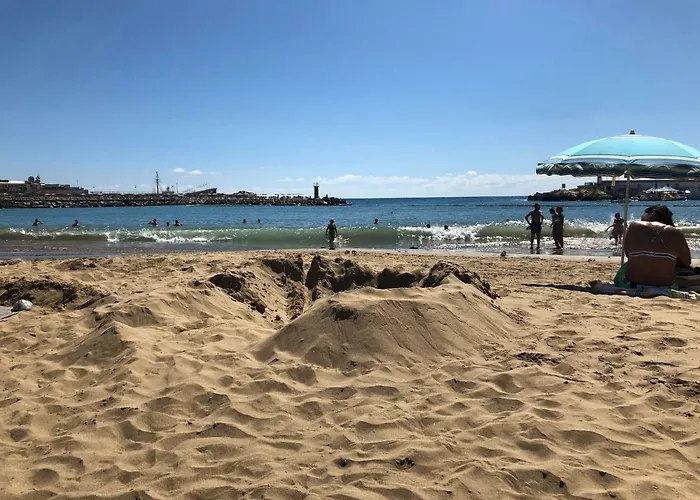 Luxury 2 Bedroom 2 Min From