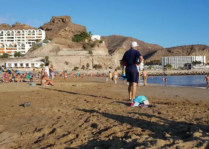 Luxury 2 Bedroom 2 Min From *