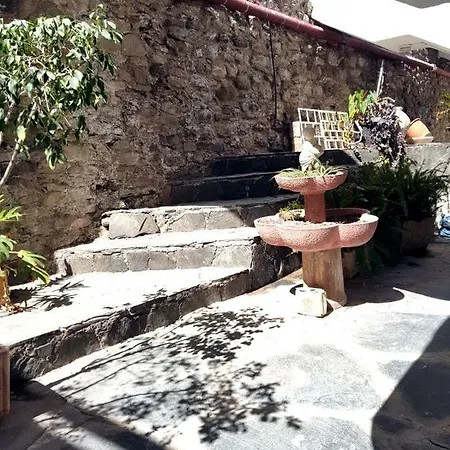Luxury 2 Bedroom 2 Min From Apartment Mogan